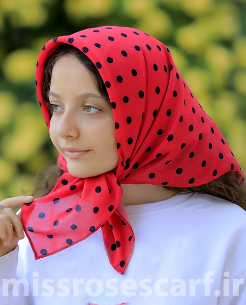 روسری دخترانه توپی قرمز