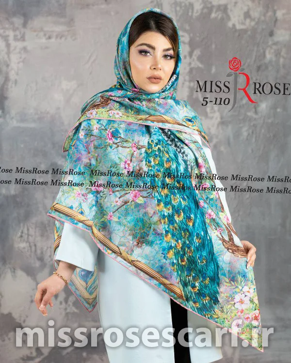 ۱۲ مدل روسری که هر خانمی باید در کمد لباس خود داشته باشد - طرح طاووس